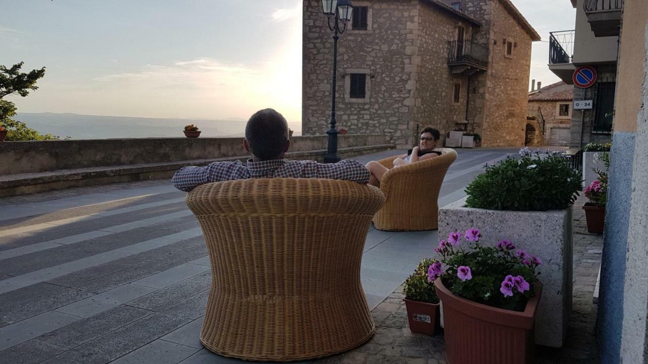 Le Casette Di Civitella La Casa Di Nonna Giulia Civitella Del Lago Exterior foto